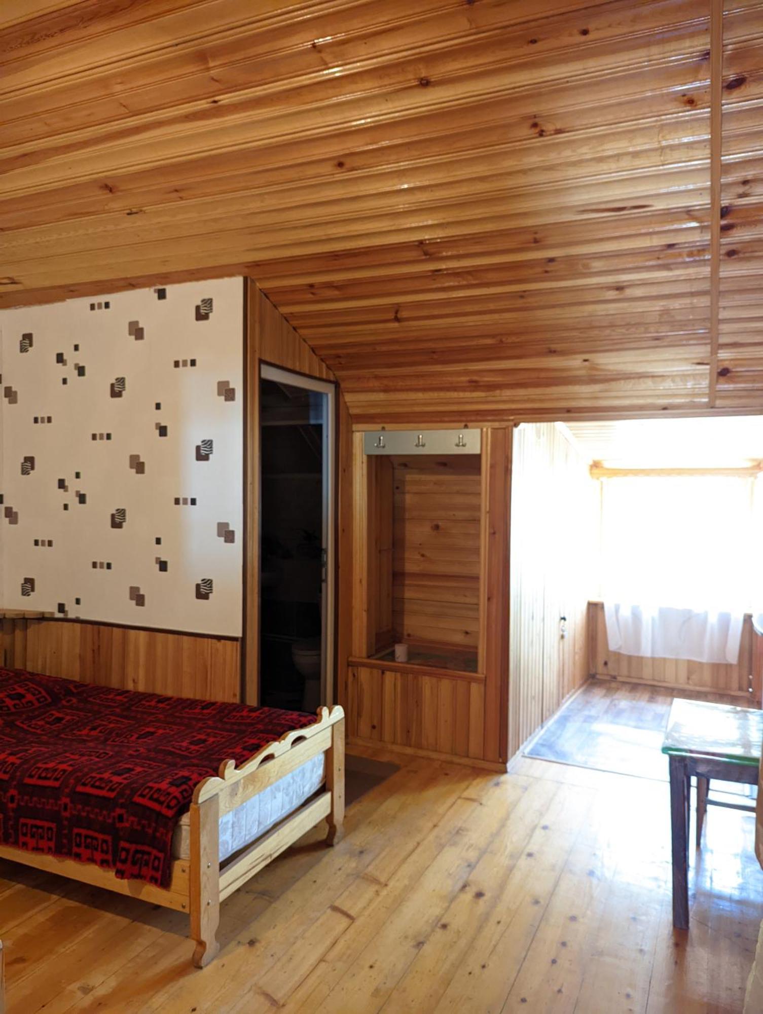 Hotel Dalko Bordschomi Zimmer foto
